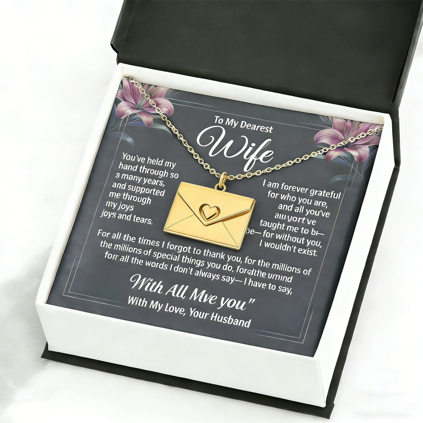 Laxrue“Customizable envelope necklaces containing secret messages, personalized photos, and necklaces.